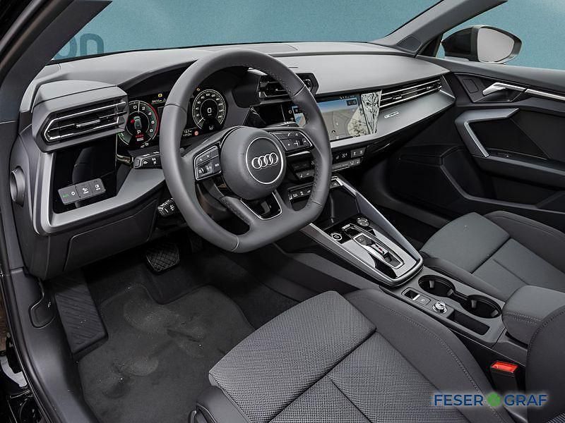 Schwarz Gebraucht 2025 Audi A3 e-tron Kleinwagen | 38.949 € (Teuer) - Bild 1/2