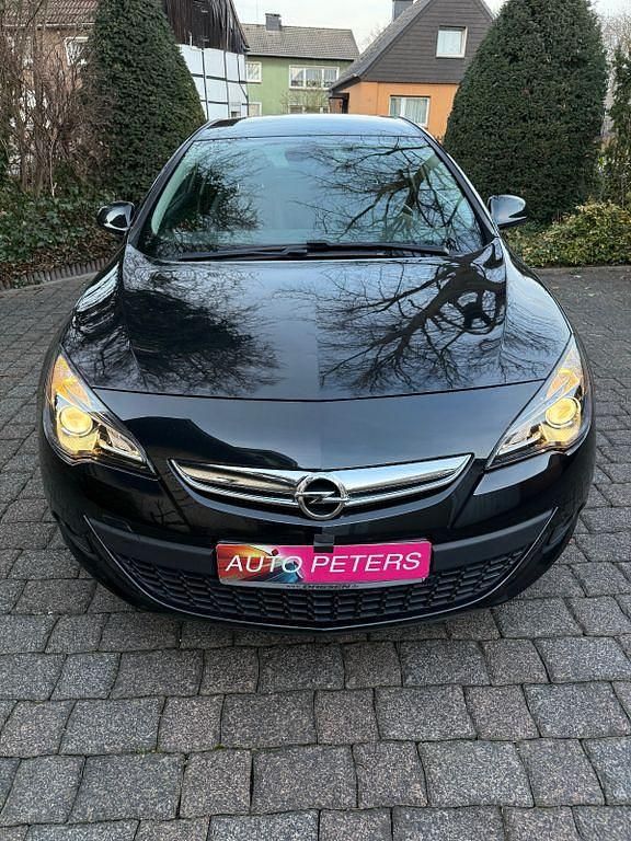 Gebraucht Opel Astra GTC 165 PS (121 kW) 2015 Schwarz