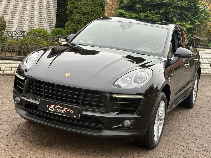 Schwarz Gebraucht 2015 Porsche Macan S SUV | 25.600 € (Fairer Preis) - Bild 1/4