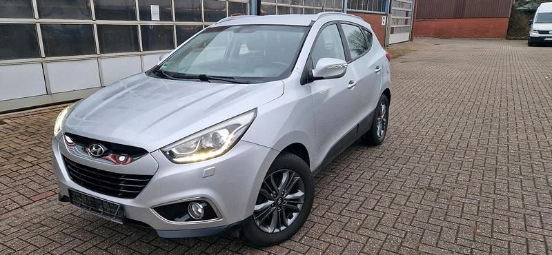 Gebraucht Hyundai ix35 165 PS (121 kW) 2015 Silber SUV