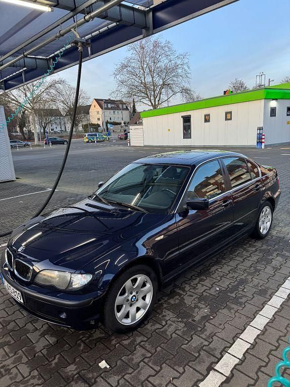 Gebraucht BMW 316 Exclusive 116 PS (85 kW) 2005 Blau Limousine