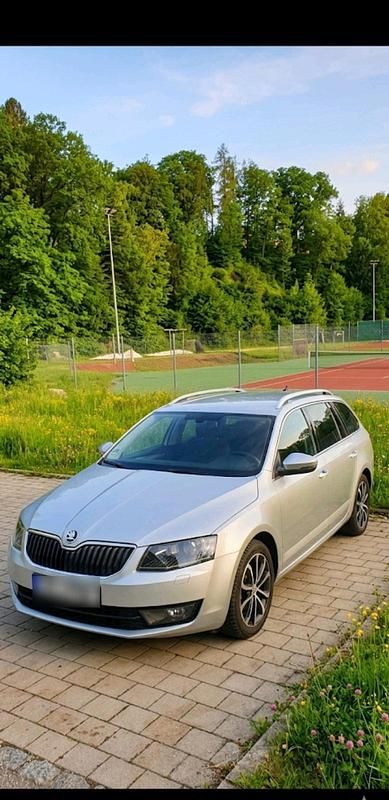 Gebraucht Skoda Octavia 179 PS (131 kW) 2013 Silber Kombi