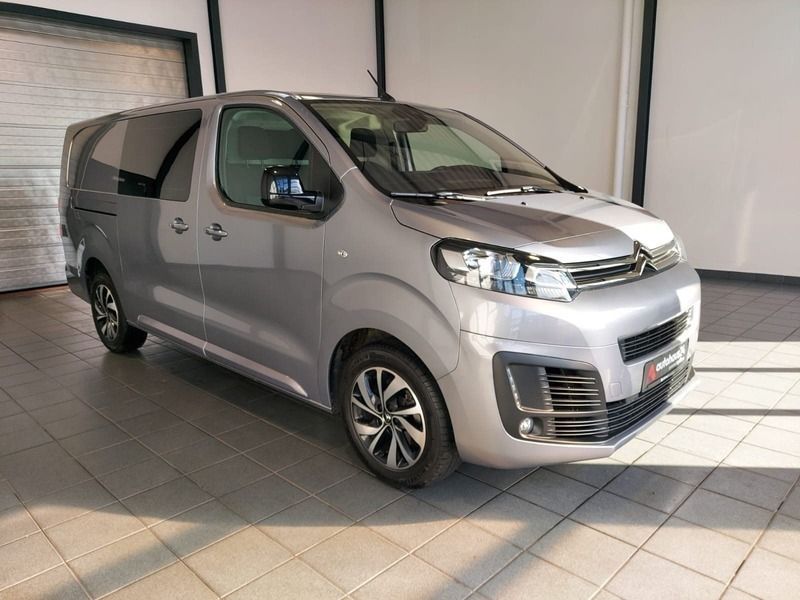 Grau Gebraucht 2023 Citroën Jumpy Van / Kleinbus | 27.290 € (Fairer Preis) - Bild 1/4