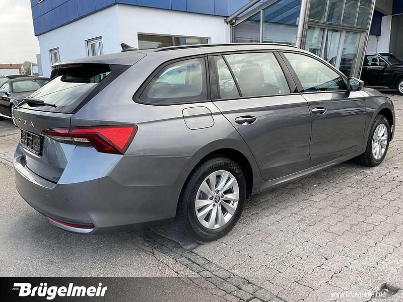 Neu Skoda Octavia Selection 150 PS (110 kW) 2025 Graphitegrau Kombi