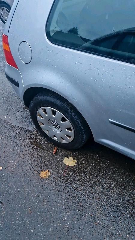 Silber Gebraucht 2002 VW Polo Kleinwagen | 250 € (Superpreis) - Bild 1/4