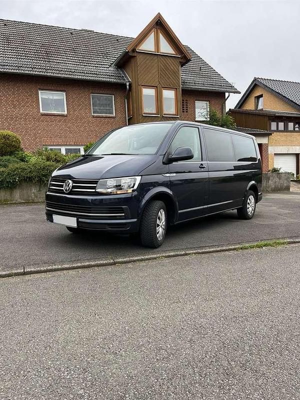 Gebraucht VW T6 Comfortline 150 PS (110 kW) 2017 Blau Van