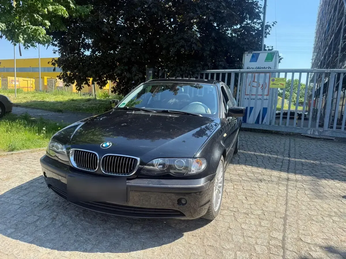 Gebraucht BMW 320 170 PS (125 kW) 2004 Schwarz Limousine