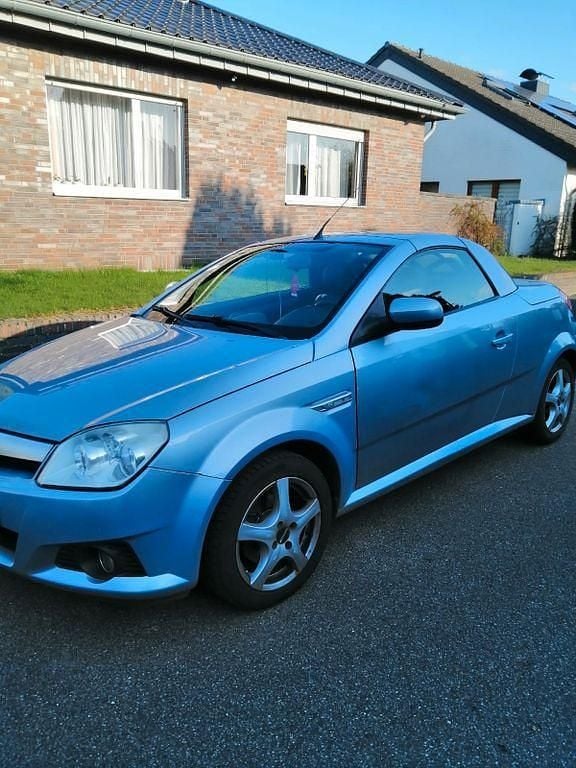 Gebraucht Opel Tigra 125 PS (91 kW) 2006 Blau Cabrio