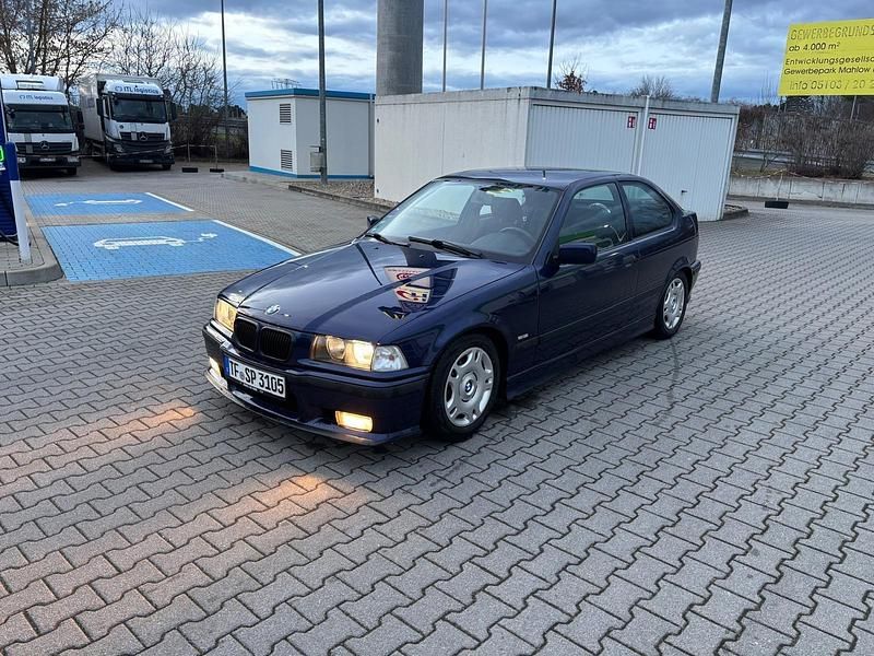 Blau Gebraucht 2000 BMW 316 M Sport Kleinwagen | 6.500 € - Bild 1/4