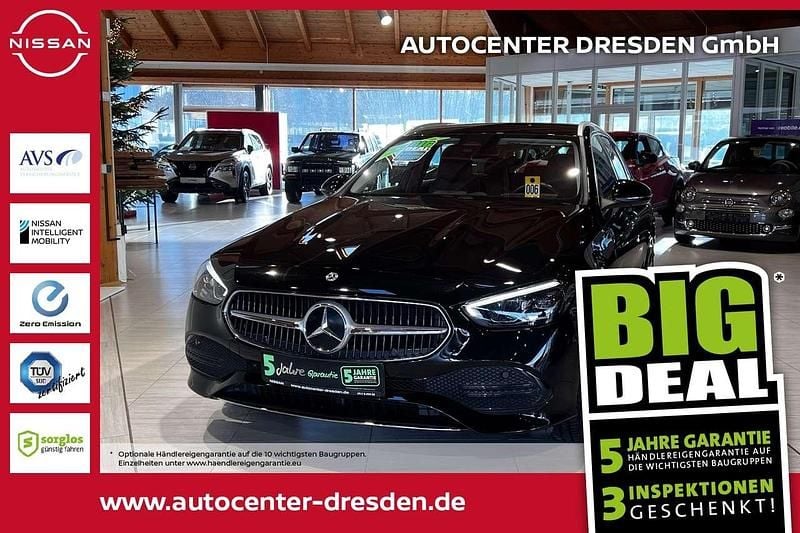 Obsidianschwarz metalliclack Gebraucht 2023 Mercedes C300e Avantgarde Kombi | 31.980 € (Superpreis) - Bild 1/4