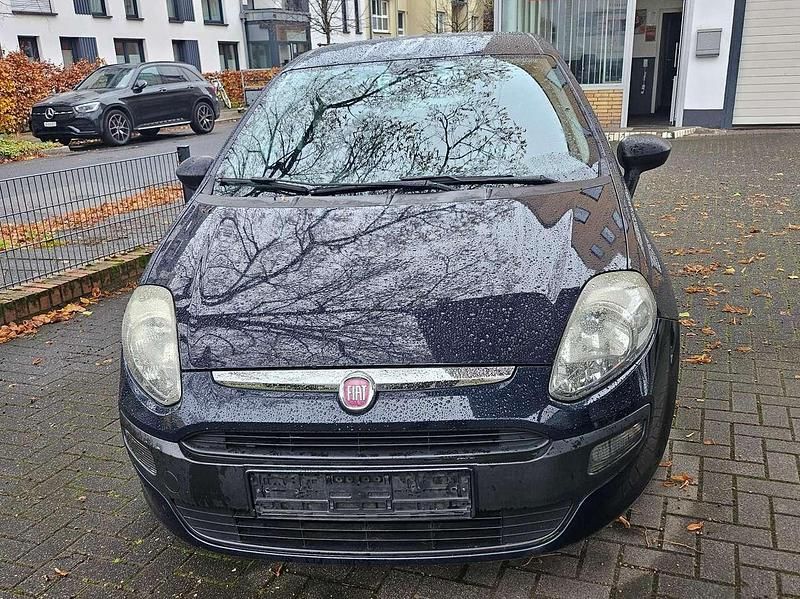 Blau Gebraucht 2010 Fiat Punto Active Kleinwagen | 2.900 € (Fairer Preis) - Bild 1/4