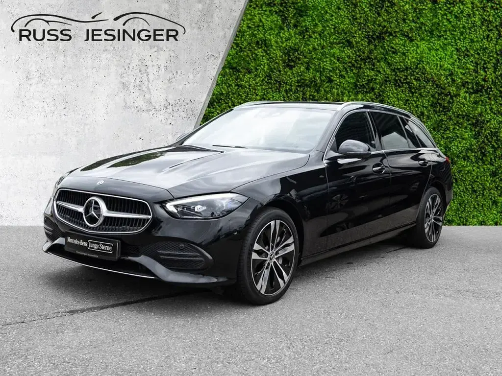 Gebraucht Mercedes C300e Avantgarde 204 PS (150 kW) 2023 Schwarz Limousine