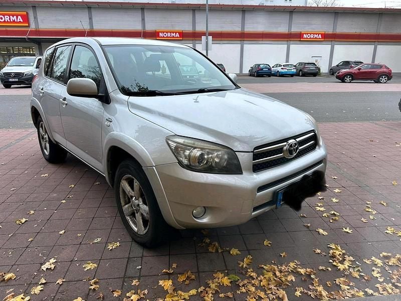 Silber Gebraucht 2006 Toyota RAV4 SUV | 2.600 € (Superpreis) - Bild 1/4