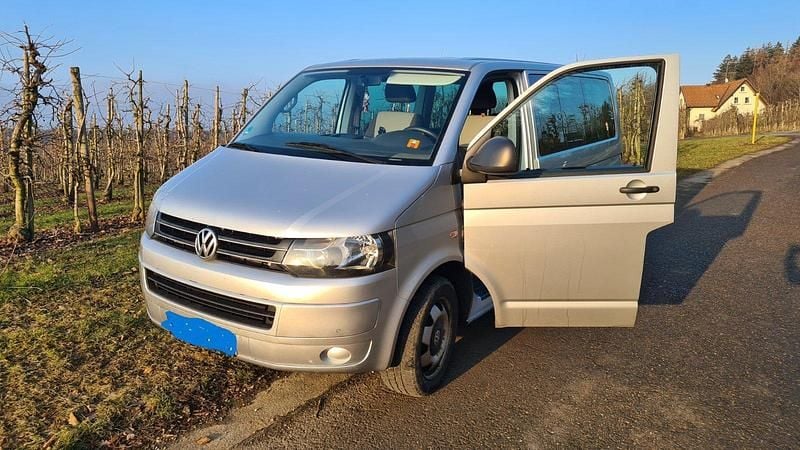 Silber Gebraucht 2011 VW Multivan Van | 17.000 € (Guter Preis) - Bild 1/4