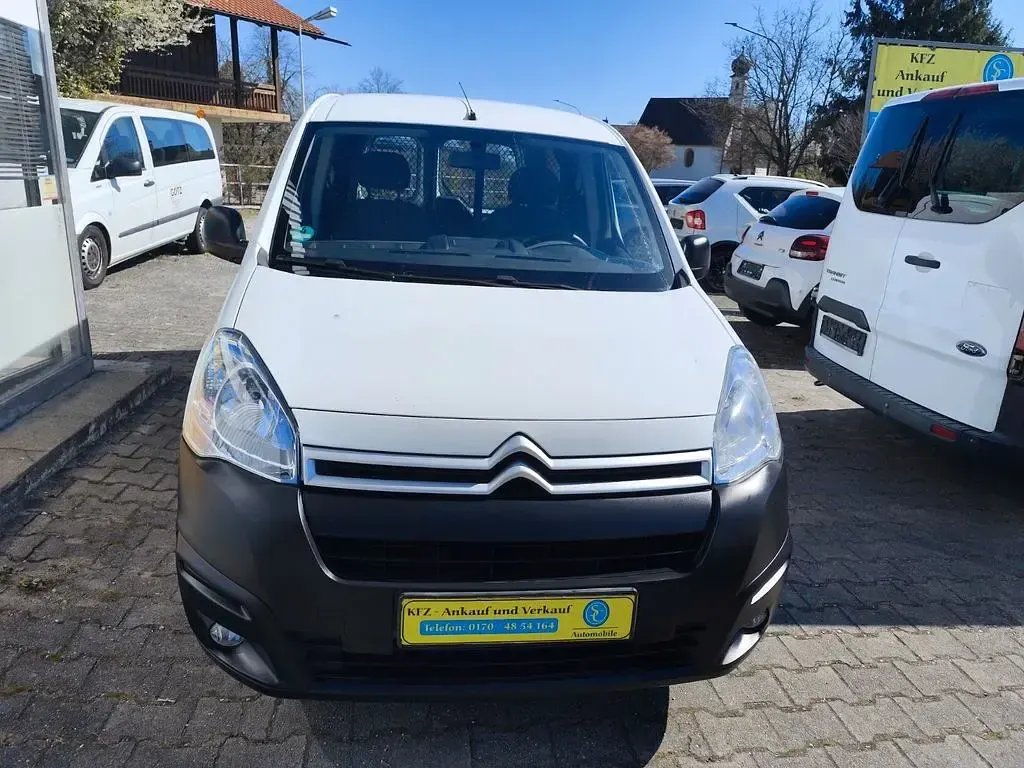 Gebraucht Citroën Berlingo Profi 99 PS (72 kW) 2018 Weiß Van / Kleinbus