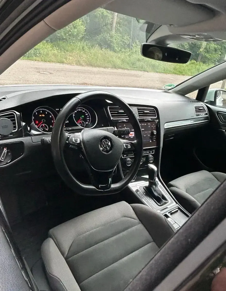 Gebraucht VW Golf VII 150 PS (110 kW) 2019 Weiß Kombi