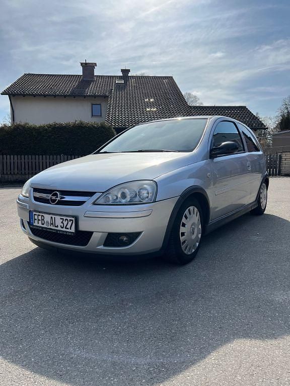 Gebraucht Opel Corsa 125 PS (91 kW) 2005 Silber Kleinwagen