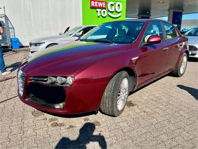 Andere farben Gebraucht 2007 Alfa Romeo 159 Limousine | 1.500 € (Superpreis) - Bild 1/4
