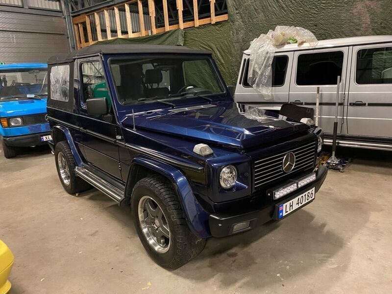 Blau Gebraucht 1980 Mercedes G320 SUV | 51.500 € - Bild 1/4