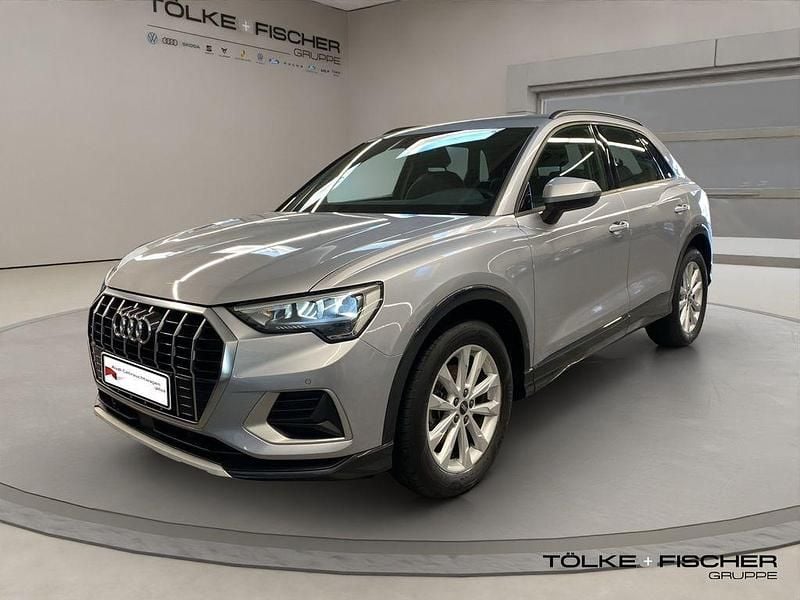 Gebraucht Audi Q3 Ambiente 150 PS (110 kW) 2022 Florettsilber (metallic) SUV