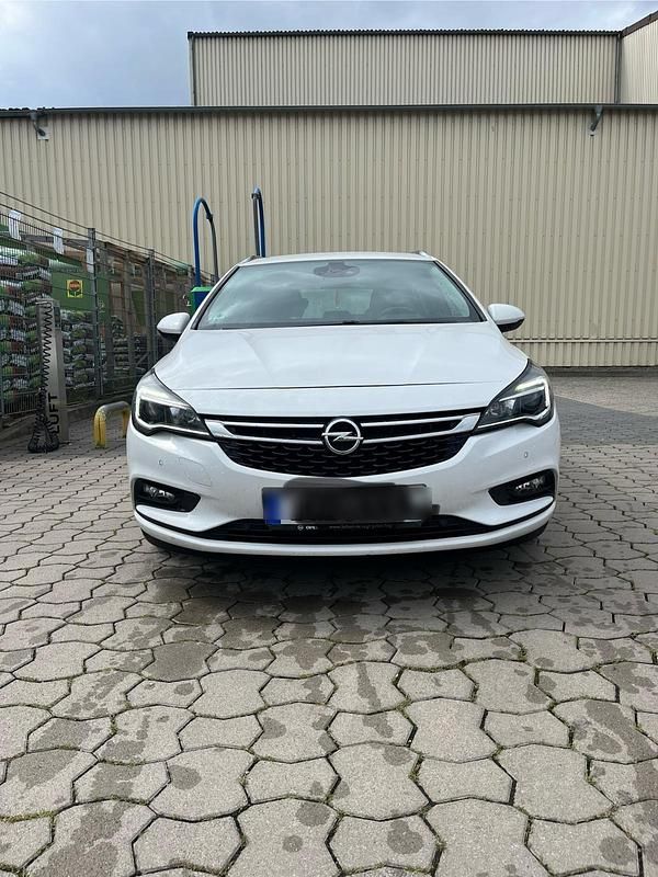 Gebraucht Opel Astra 150 PS (110 kW) 2017 Weiß Kombi