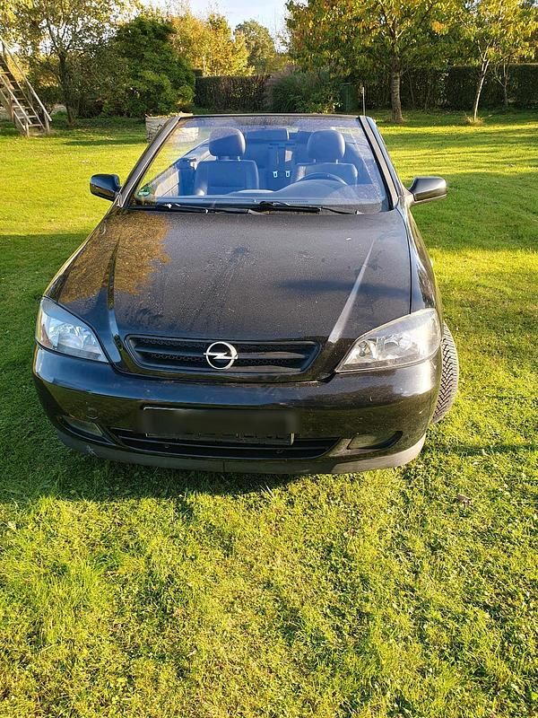Schwarz Gebraucht 2005 Opel Astra Cabriolet Cabrio | 1.990 € (Fairer Preis) - Bild 1/4
