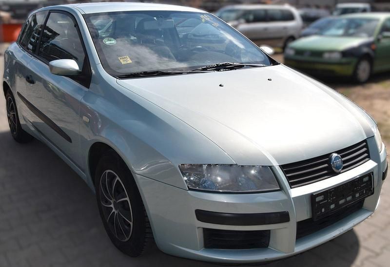 Gebraucht Fiat Stilo 80 PS (58 kW) 2002 Andere farben Kleinwagen