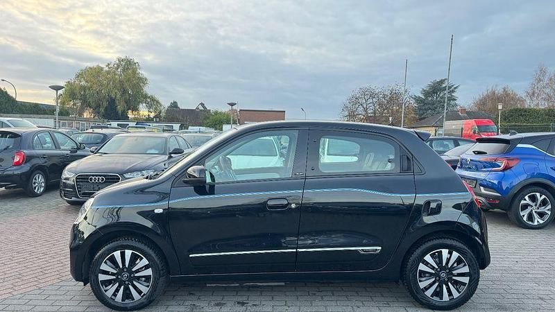 Gebraucht Renault Twingo Intens 60 kW (82 PS) 2021 Sternenschwarz Kleinwagen