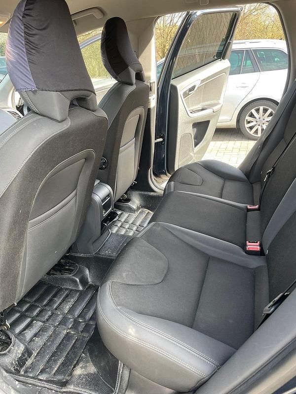 Gebraucht Volvo XC60 181 PS (133 kW) 2014 Blau SUV