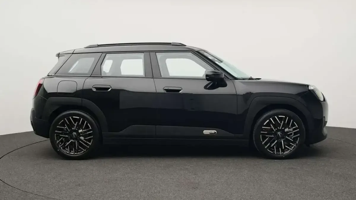 Gebraucht Mini Aceman Favoured 160 kW (218 PS) 2025 Schwarz SUV