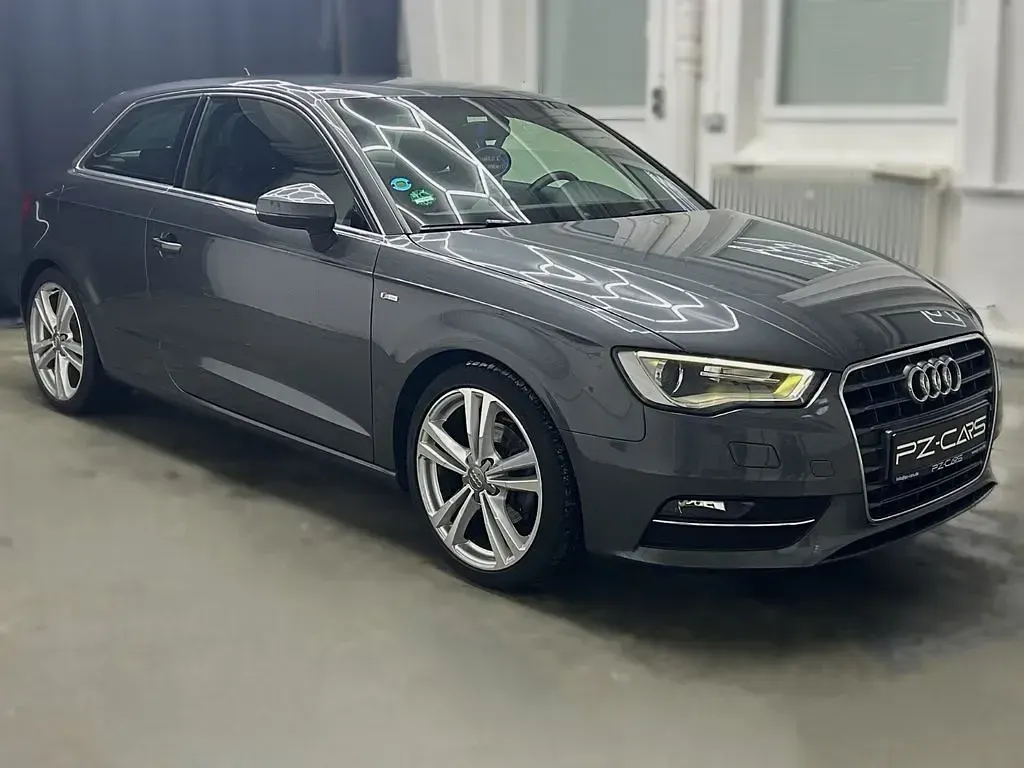 Używany Audi A3 S-Line 122 KM (89 kW) 2013 Szary Sedan/Limuzyna