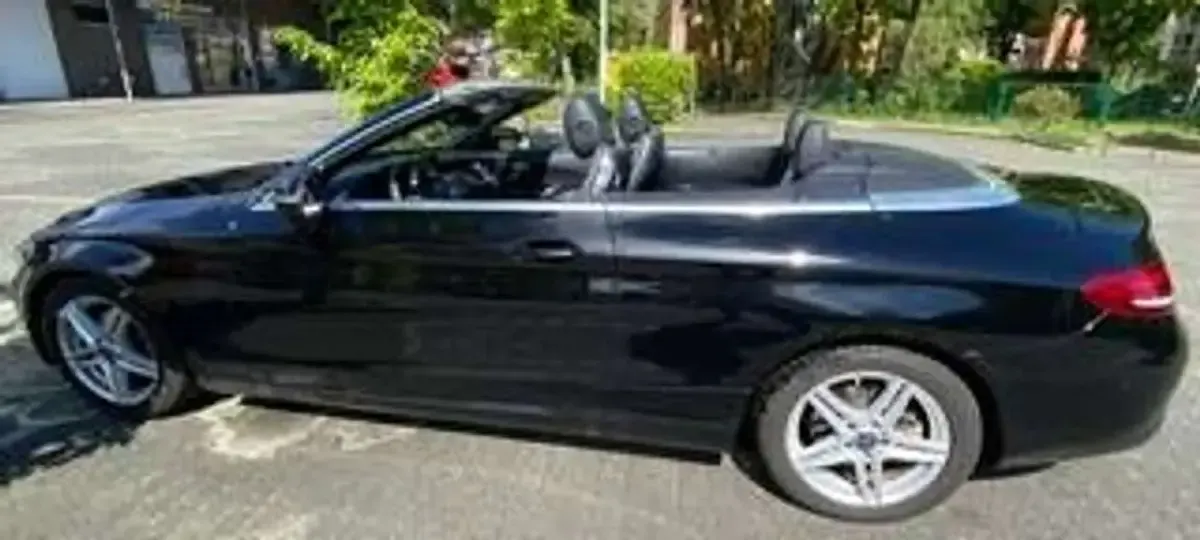 Gebraucht Mercedes C220 Edition 170 PS (125 kW) 2017 Schwarz Cabrio