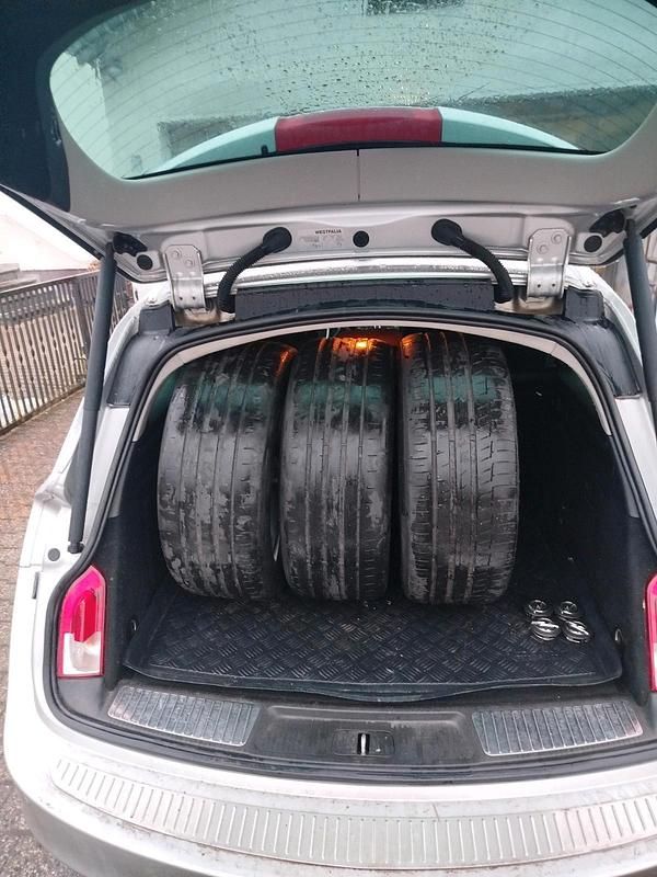 Gebraucht Opel Insignia 2009 Silber Kombi