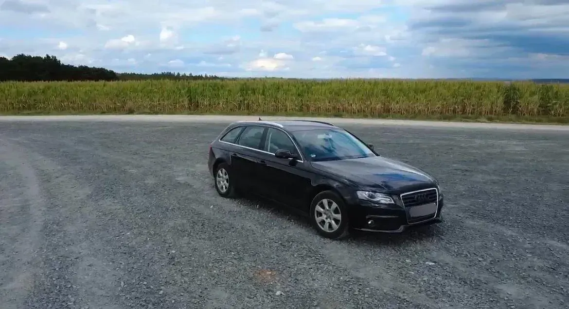 Używany Audi A4 143 KM (105 kW) 2011 Czarny Kombi