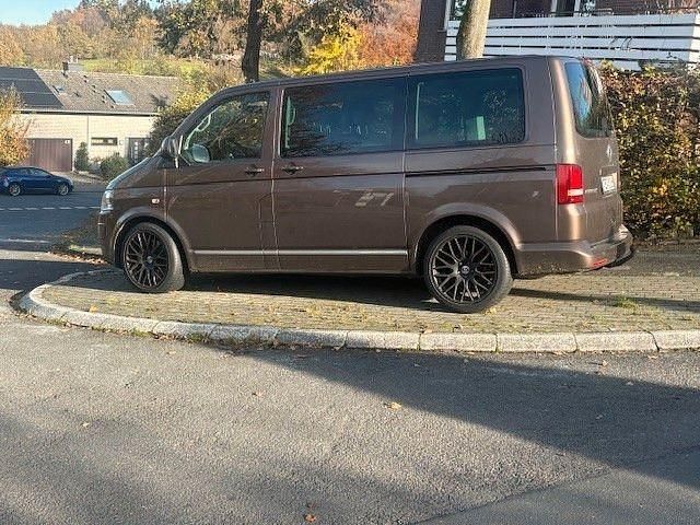 Braun Gebraucht 2015 VW T5 Van | 22.999 € (Etwas zu teuer) - Bild 1/4