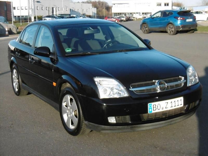 Gebraucht Opel Vectra Comfort 122 PS (89 kW) 2002 Schwarz Limousine