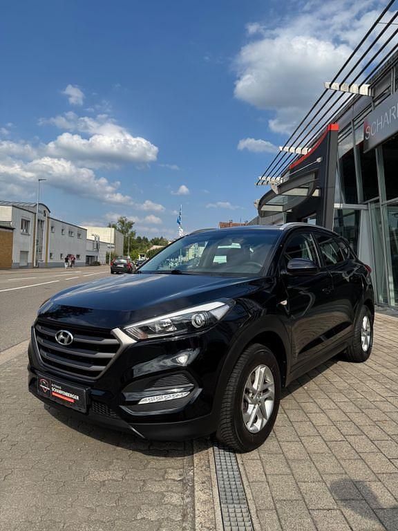 Schwarz Gebraucht 2016 Hyundai Tucson Trend SUV | 12.990 € (Guter Preis) - Bild 1/4