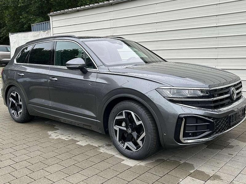 Silikon grau Neu 2025 VW Touareg Elegance SUV | 74.990 € (Superpreis) - Bild 1/4
