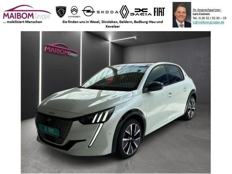 Perlmutt weiß Gebraucht 2022 Peugeot e-208 GT Kleinwagen | 26.990 € - Bild 1/4
