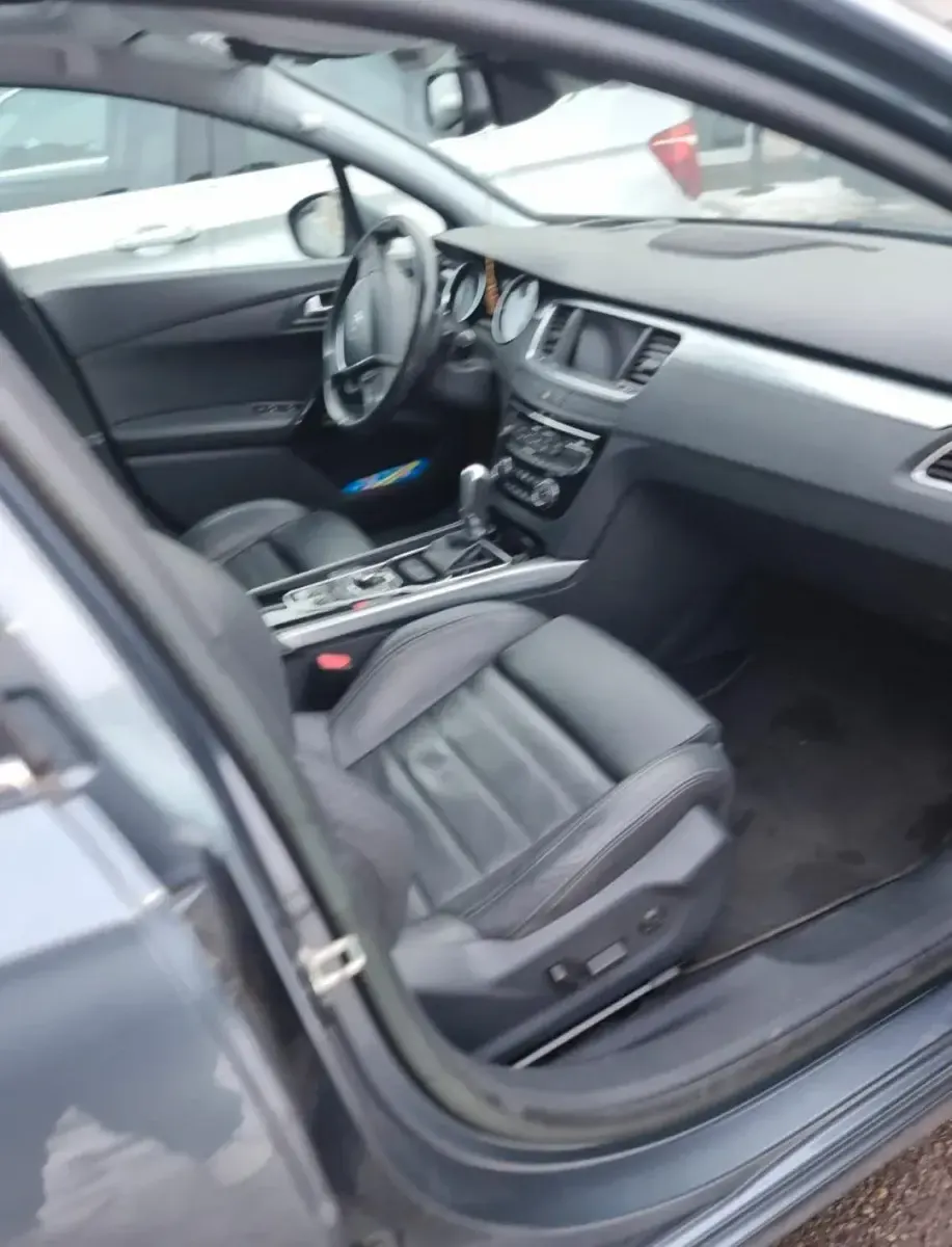 Gebraucht Peugeot 508 GT 204 PS (150 kW) 2012 Grau Limousine