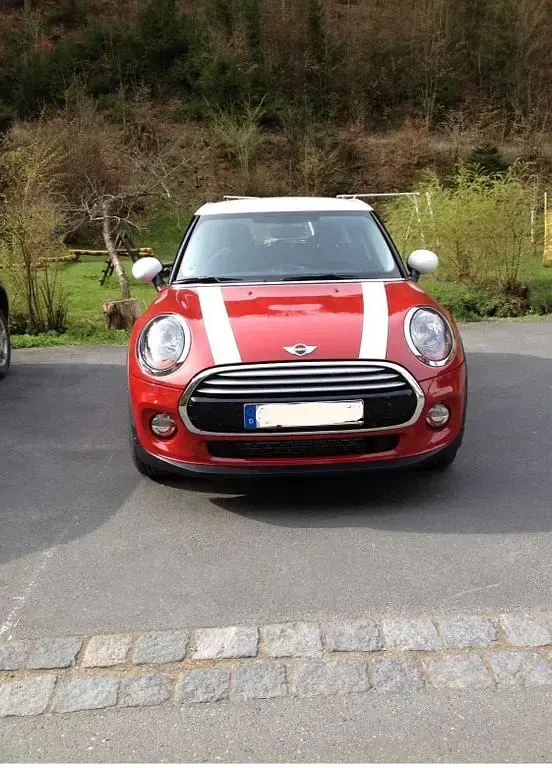 Używany Mini Cooper 136 KM (100 kW) 2015 Czerwony Hatchback