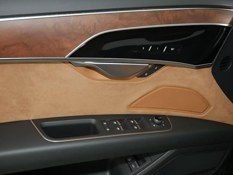 Gebraucht Audi A8 449 PS (330 kW) 2021 Schwarz Limousine