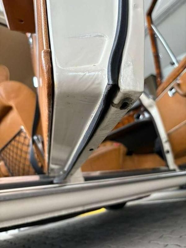 Gebraucht Mercedes 300 200 PS (147 kW) 1971 Beige Limousine