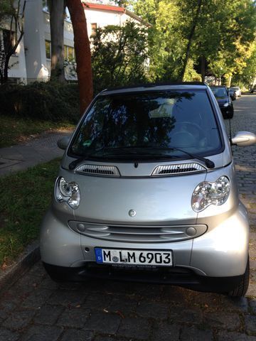 Grau Gebraucht 2002 Smart ForTwo Cabrio Passion Cabrio | 3.300 € - Bild 1/4