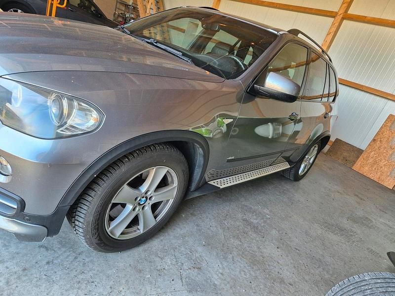Silber Gebraucht 2007 BMW X5 SUV | 13.800 € (Teuer) - Bild 1/4