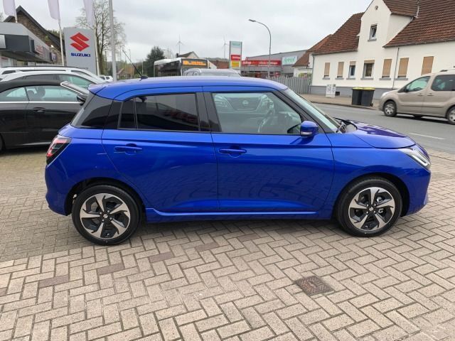 Gebraucht Suzuki Swift Comfort+ 83 PS (61 kW) 2024 Blau Kleinwagen