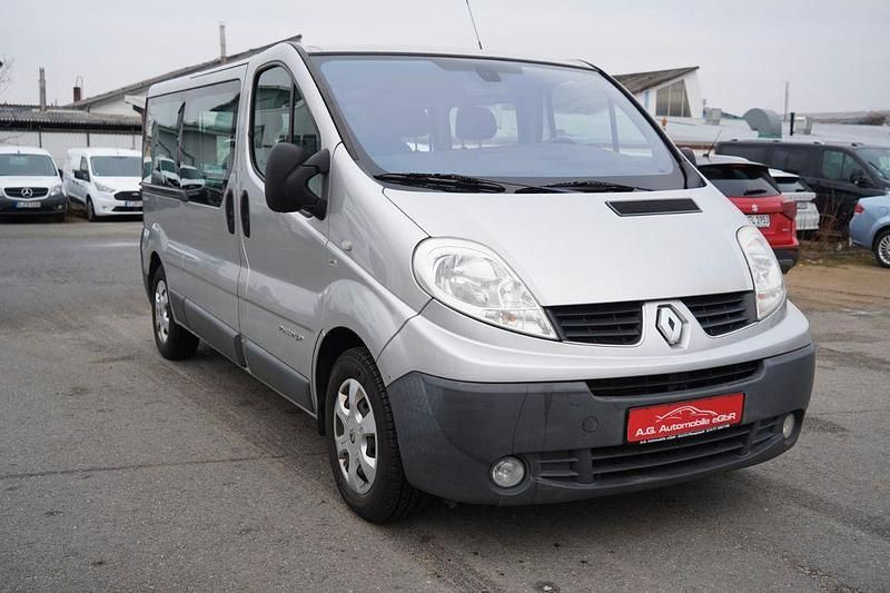 Gebraucht Renault Trafic 145 PS (106 kW) 2008 Grau Van / Kleinbus