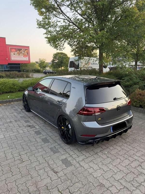 Gebraucht VW Golf VII R 445 PS (327 kW) 2018 Grau Limousine