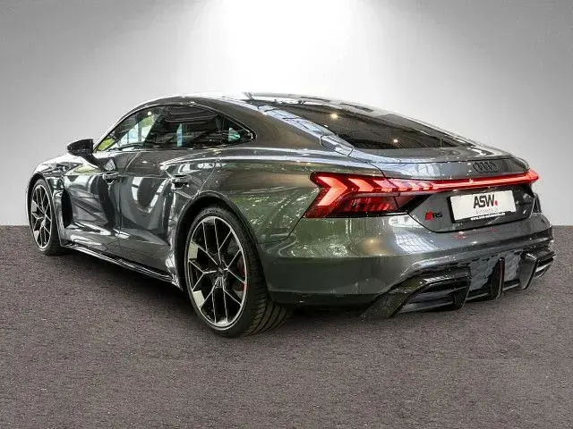 Neu Audi RS e-tron GT Performance 680 kW (925 PS) 2026 Grau Limousine