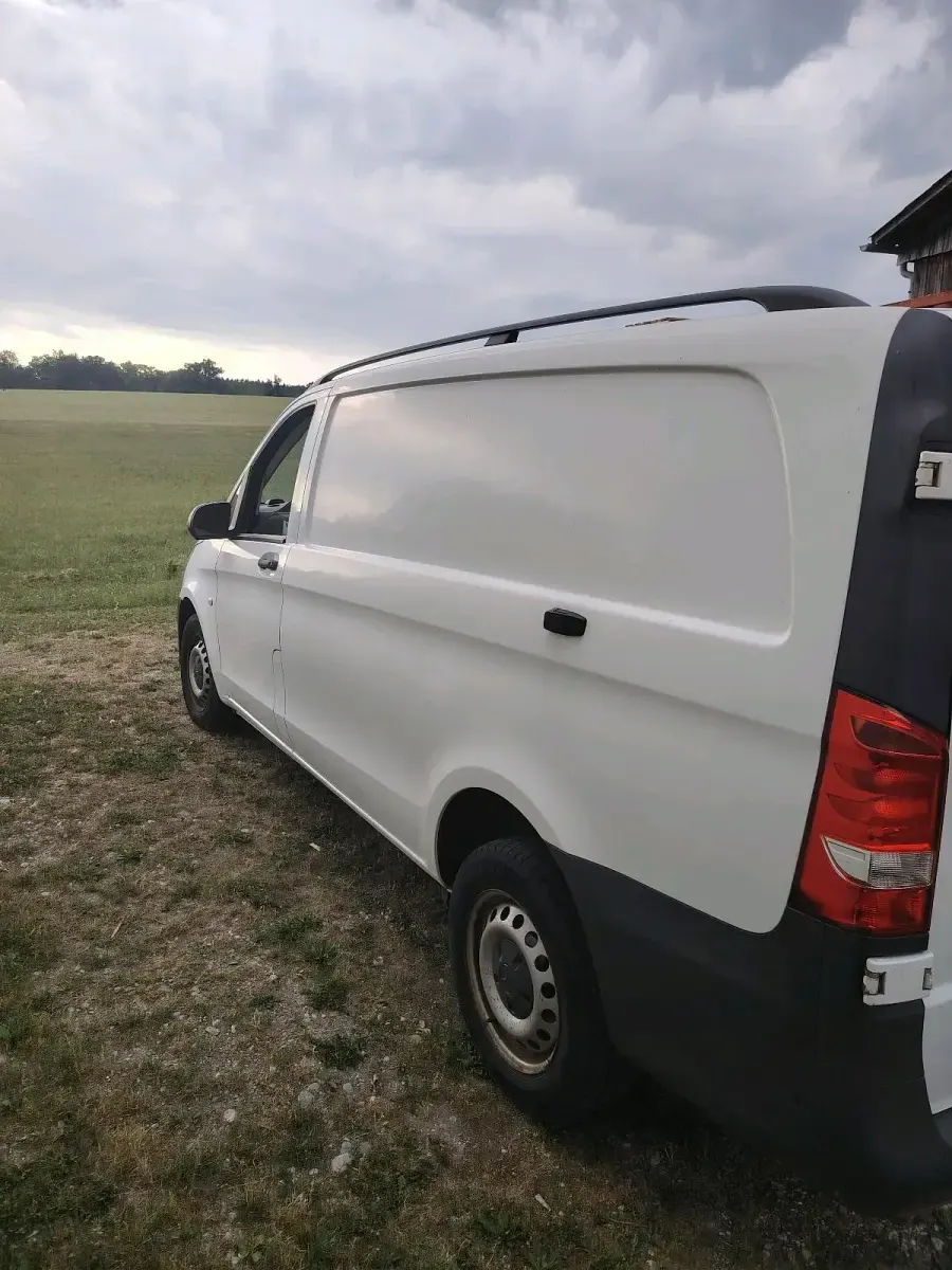 Gebraucht Mercedes Vito 155 PS (114 kW) 2017 Weiß Van